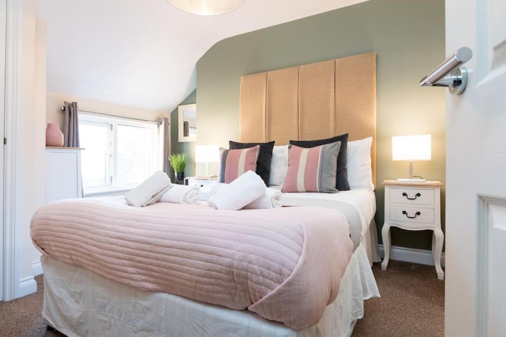 Scarborough Stays - Luxury Townhouse Ideal For Large Groups - Hot Tub Exteriér fotografie