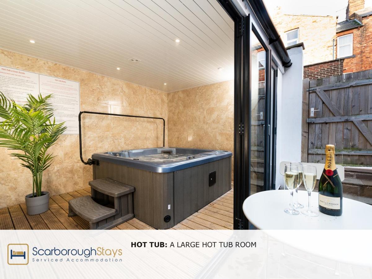 Scarborough Stays - Luxury Townhouse Ideal For Large Groups - Hot Tub Exteriér fotografie